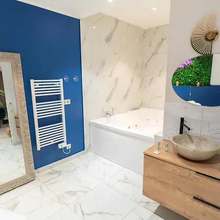 Loveroom Jacuzzi Passion Apartment
