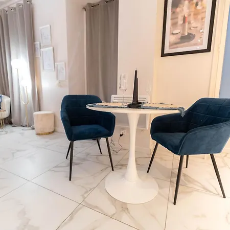 Apartment Loveroom Jacuzzi Passion